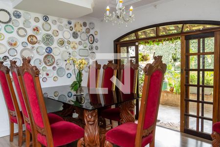 Sala de casa para alugar com 5 quartos, 400m² em Jardim Ipiranga, Americana
