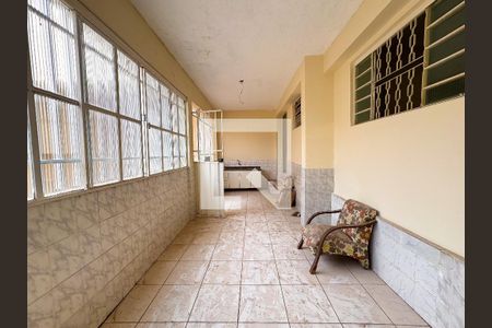 Casa à venda com 180m², 3 quartos e 2 vagasCozinha 2