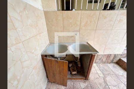 Casa à venda com 180m², 3 quartos e 2 vagasÁrea de Serviço