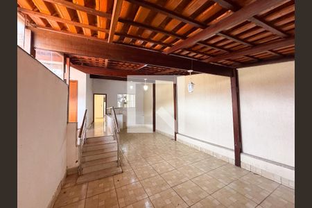Casa à venda com 358m², 8 quartos e 4 vagasÁrea comum