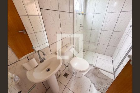 Casa à venda com 358m², 8 quartos e 4 vagasBanheiro de Serviço