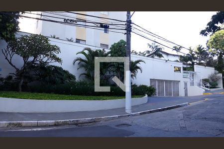 Apartamento para alugar com 105m², 3 quartos e 2 vagasFachada