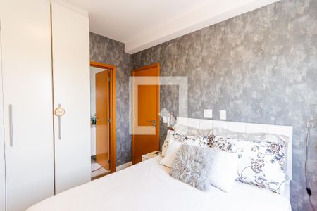 Apartamento à venda com 83m², 3 quartos e 2 vagas Apartamento à venda com 83m², 3 quartos e 2 vagasSuíte