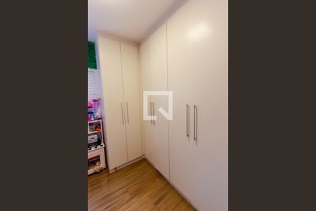 Apartamento à venda com 83m², 3 quartos e 2 vagas Apartamento à venda com 83m², 3 quartos e 2 vagasQuarto 1