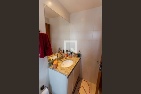 Apartamento à venda com 83m², 3 quartos e 2 vagas Apartamento à venda com 83m², 3 quartos e 2 vagasBanheiro da Suíte