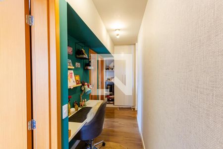 Apartamento à venda com 83m², 3 quartos e 2 vagas Apartamento à venda com 83m², 3 quartos e 2 vagasCorredor