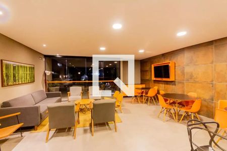 Apartamento à venda com 83m², 3 quartos e 2 vagas Apartamento à venda com 83m², 3 quartos e 2 vagasÁrea comum - Salão de festas