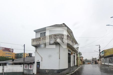 Casa para alugar com 90m², 2 quartos e sem vagaFachada