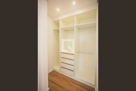 Apartamento à venda com 80m², 2 quartos e 1 vagaSuíte