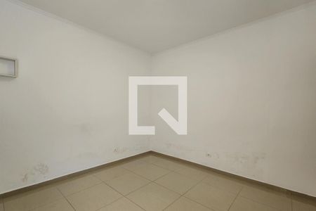 Casa à venda com 130m², 3 quartos e 2 vagasSuíte
