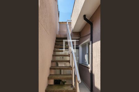 Casa à venda com 130m², 3 quartos e 2 vagasCorredor