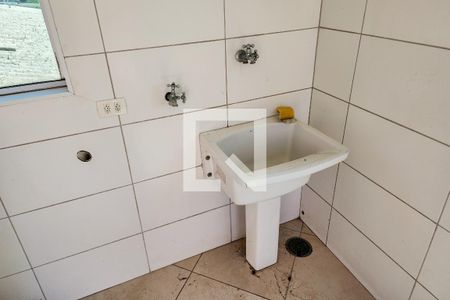 Casa à venda com 130m², 3 quartos e 2 vagasÁrea de Serviço