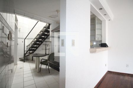 Casa para alugar com 200m², 4 quartos e 2 vagasCozinha e Área de Serviço