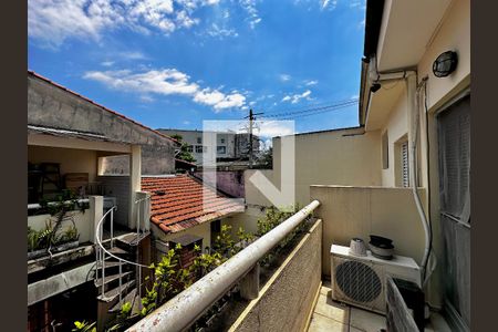 Casa à venda com 114m², 2 quartos e 1 vaga Casa à venda com 114m², 2 quartos e 1 vagaSacada Quarto 1