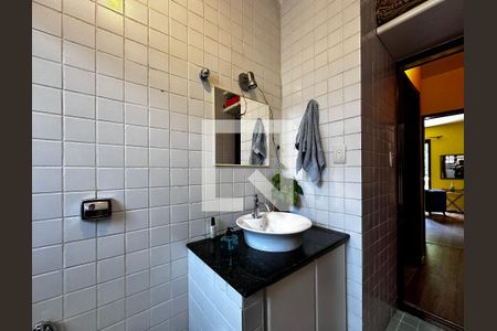 Casa à venda com 114m², 2 quartos e 1 vaga Casa à venda com 114m², 2 quartos e 1 vagaBanheiro