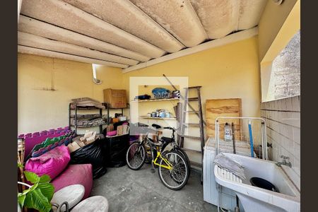 Casa à venda com 114m², 2 quartos e 1 vaga Casa à venda com 114m², 2 quartos e 1 vagaÁrea de Serviço