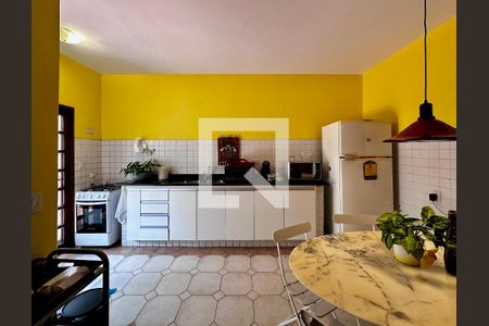 Casa à venda com 114m², 2 quartos e 1 vaga Casa à venda com 114m², 2 quartos e 1 vagaCozinha