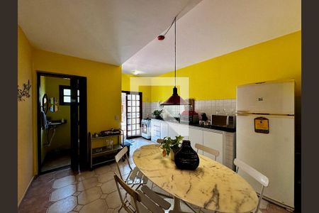 Casa à venda com 114m², 2 quartos e 1 vaga Casa à venda com 114m², 2 quartos e 1 vagaCozinha