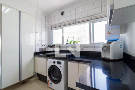 Apartamento à venda com 133m², 3 quartos e 2 vagasÁrea de Serviço