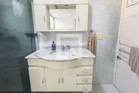 Apartamento à venda com 107m², 3 quartos e 1 vaga Apartamento à venda com 107m², 3 quartos e 1 vagaBanheiro da Suíte