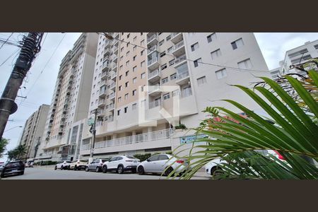 Apartamento para alugar com 72m², 2 quartos e 2 vagasFachada