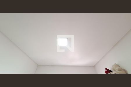 Apartamento para alugar com 72m², 2 quartos e 2 vagasDetalhe da suite