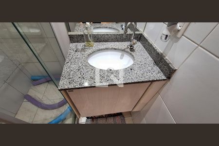 Apartamento para alugar com 72m², 2 quartos e 2 vagasBanheiro Social