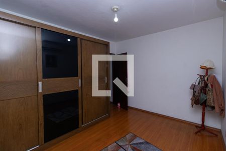 Casa à venda com 210m², 3 quartos e 2 vagasQuarto 2