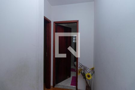 Casa à venda com 210m², 3 quartos e 2 vagasHall dos Quartos