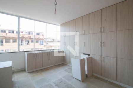 Apartamento à venda com 325m², 8 quartos e 2 vagasEscritório