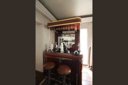 Casa à venda com 260m², 2 quartos e 2 vagasSala Bar