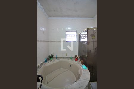 Casa à venda com 260m², 2 quartos e 2 vagasSuíte 1 Banheiro