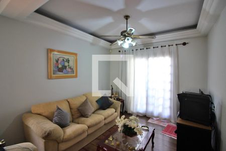 Casa à venda com 260m², 2 quartos e 2 vagasSala 2