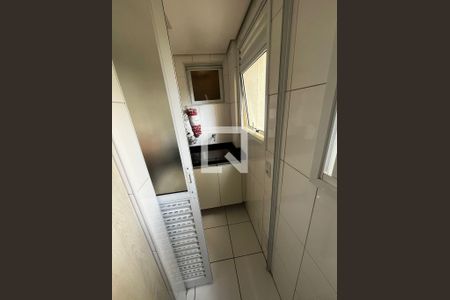 Apartamento à venda com 82m², 2 quartos e 2 vagasLavanderia