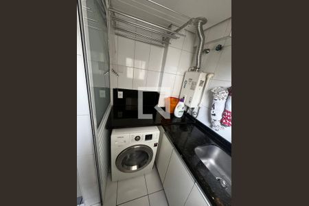 Apartamento à venda com 82m², 2 quartos e 2 vagasLavanderia