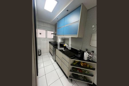 Apartamento à venda com 82m², 2 quartos e 2 vagasCozinha