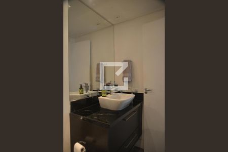 Apartamento à venda com 94m², 2 quartos e 2 vagasBanheiro