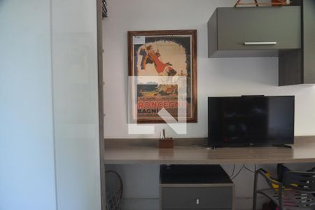 Apartamento à venda com 94m², 2 quartos e 2 vagasQuarto