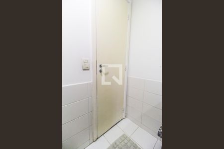 Apartamento à venda com 73m², 2 quartos e 1 vaga Apartamento à venda com 73m², 2 quartos e 1 vagaBanheiro 2