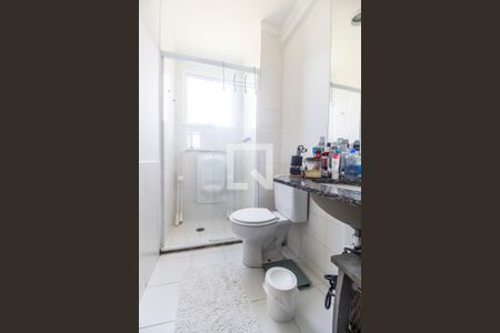 Banheiro da Suíte de apartamento à venda com 2 quartos, 73m² em Jardim Tupanci, Barueri