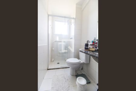 Apartamento à venda com 73m², 2 quartos e 1 vaga Apartamento à venda com 73m², 2 quartos e 1 vagaBanheiro da Suíte