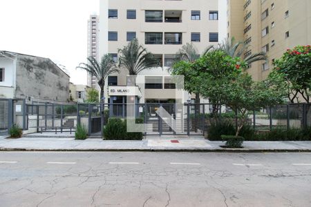 Apartamento para alugar com 55m², 1 quarto e 1 vaga Apartamento para alugar com 55m², 1 quarto e 1 vagaFachada