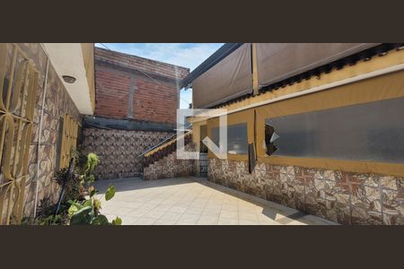 Casa para alugar com 150m², 3 quartos e 3 vagas Casa para alugar com 150m², 3 quartos e 3 vagasÁrea Comum