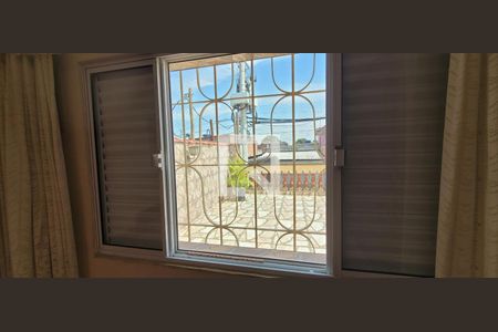 Quarto 1 - Janela de casa para alugar com 3 quartos, 150m² em Vila Ferreira, Itaquaquecetuba