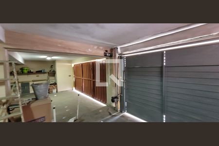 Casa para alugar com 150m², 3 quartos e 3 vagas Casa para alugar com 150m², 3 quartos e 3 vagasGaragem