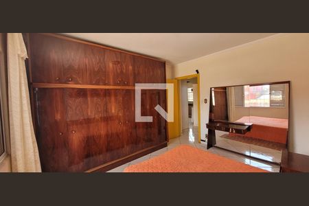 Quarto 1 de casa para alugar com 3 quartos, 150m² em Vila Ferreira, Itaquaquecetuba