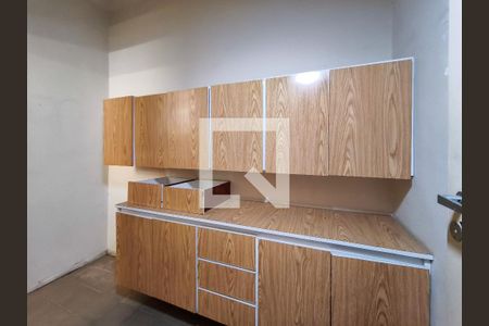 Apartamento para alugar com 80m², 2 quartos e sem vagaQuarto de Serviço