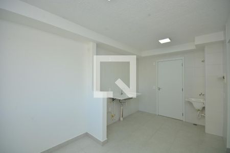 Sala/Cozinha de apartamento à venda com 2 quartos, 32m² em Socorro, São Paulo