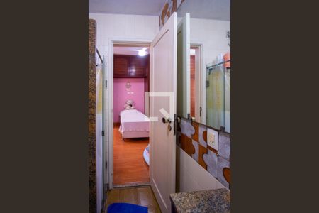 Apartamento à venda com 132m², 3 quartos e sem vagaBanheiro da Suíte