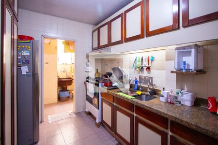 Apartamento à venda com 132m², 3 quartos e sem vagaCozinha